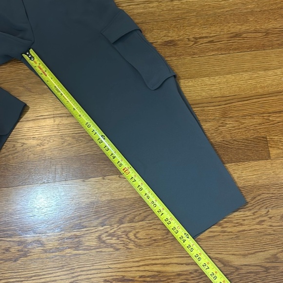 Aritzia Wilfred Beyond Cargo Pant Gray Size 0 - Picture 12 of 14